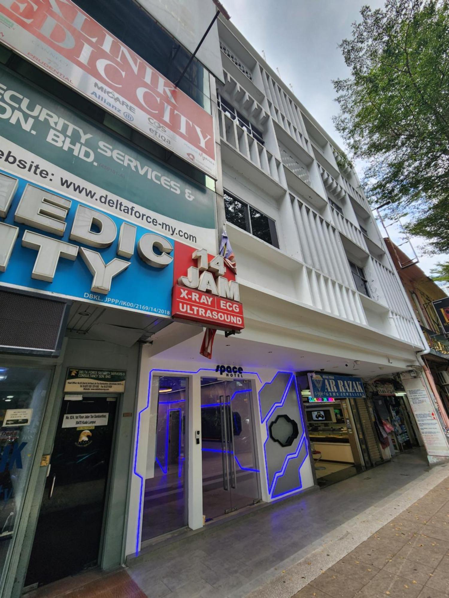 Space Hotel Kl Sentral 쿠알라룸푸르 외부 사진