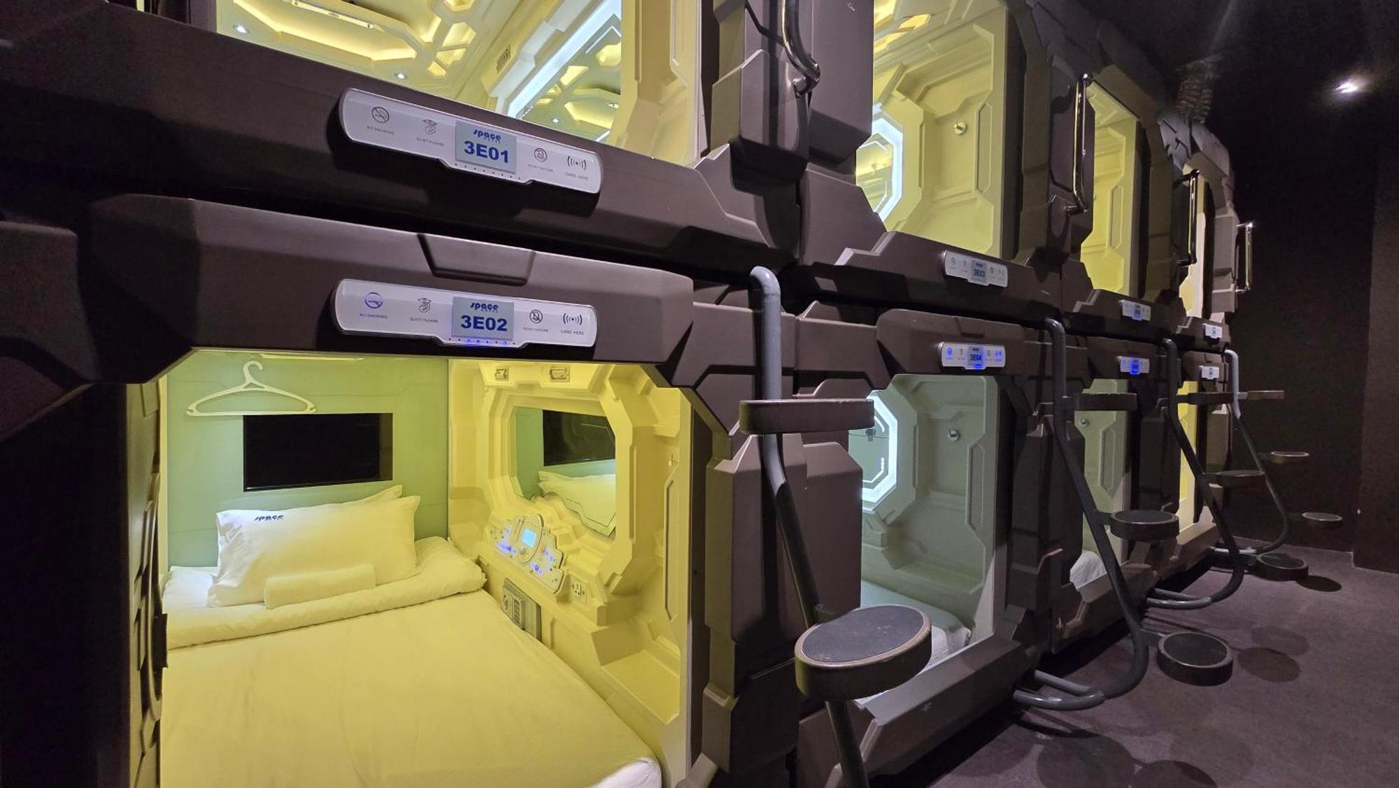 Space Hotel Kl Sentral 쿠알라룸푸르 외부 사진
