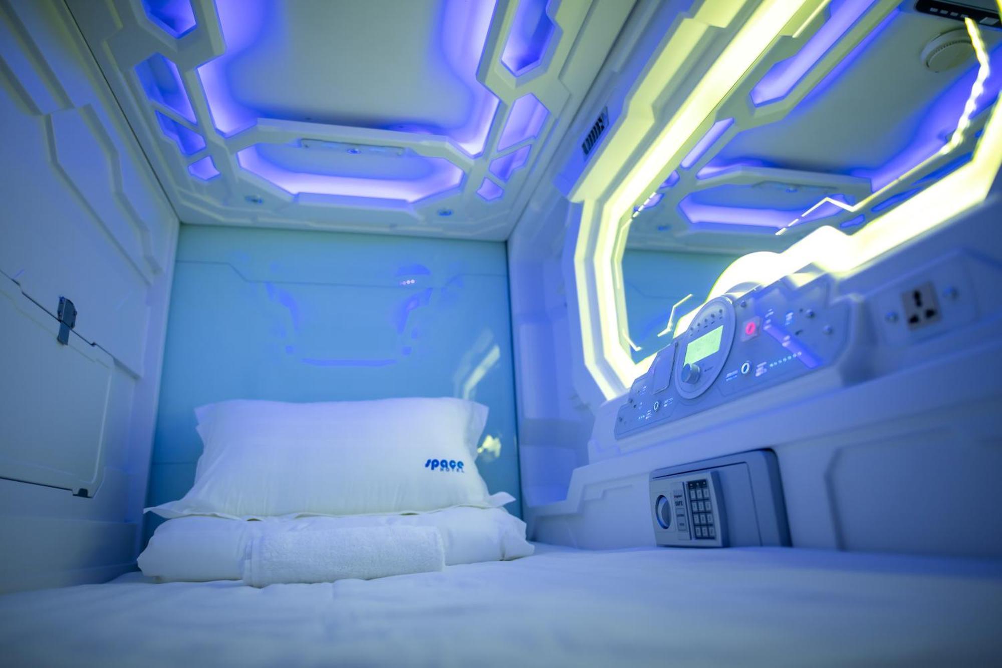 Space Hotel Kl Sentral 쿠알라룸푸르 외부 사진